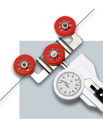 DXF Spannungsmesser mit großen Rollen für minimale Materialauslenkung