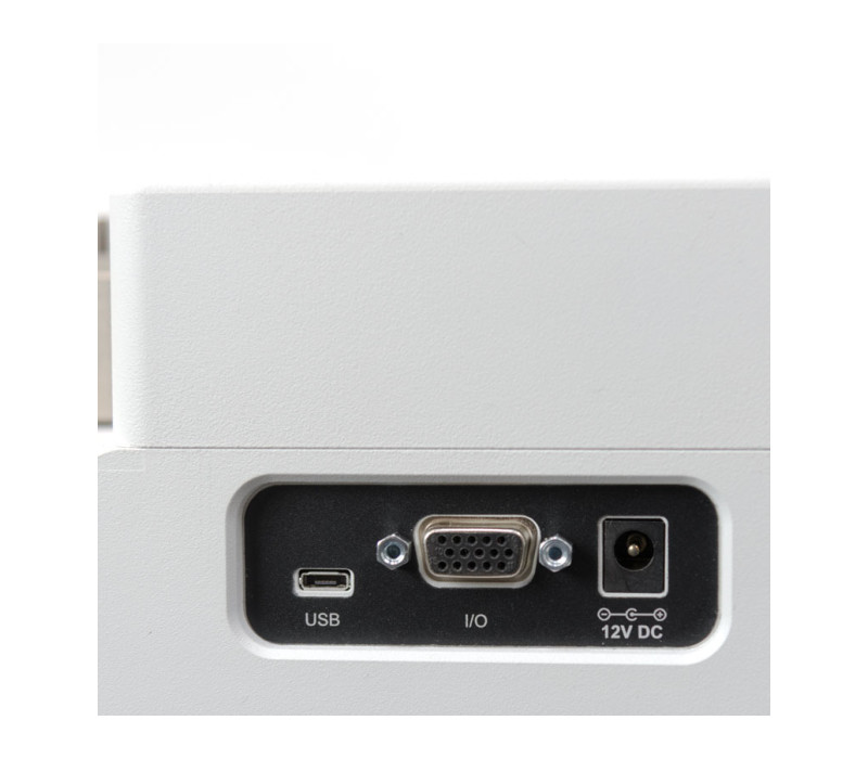 Der WT-205 wird über ein Netzteil oder einen Akku mit Strom versorgt. Die Datenübertragung erfolgt über USB, RS-232, Mitutoyo (Digimatic) und analoge Ausgänge