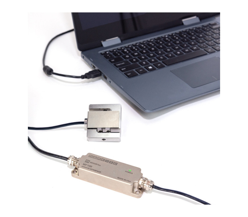 MF100, angeschlossen an einen Sensor und einen Laptop 
